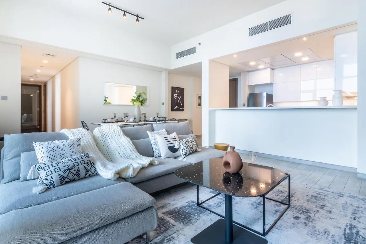 Eden'S Homes & Villas - Millennium Atria Residences Dubai Apartment