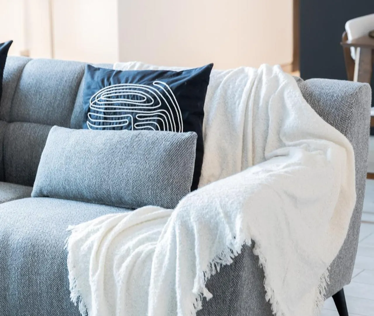 Eden'S Homes & Villas - Millennium Atria Residences Dubai Apartment